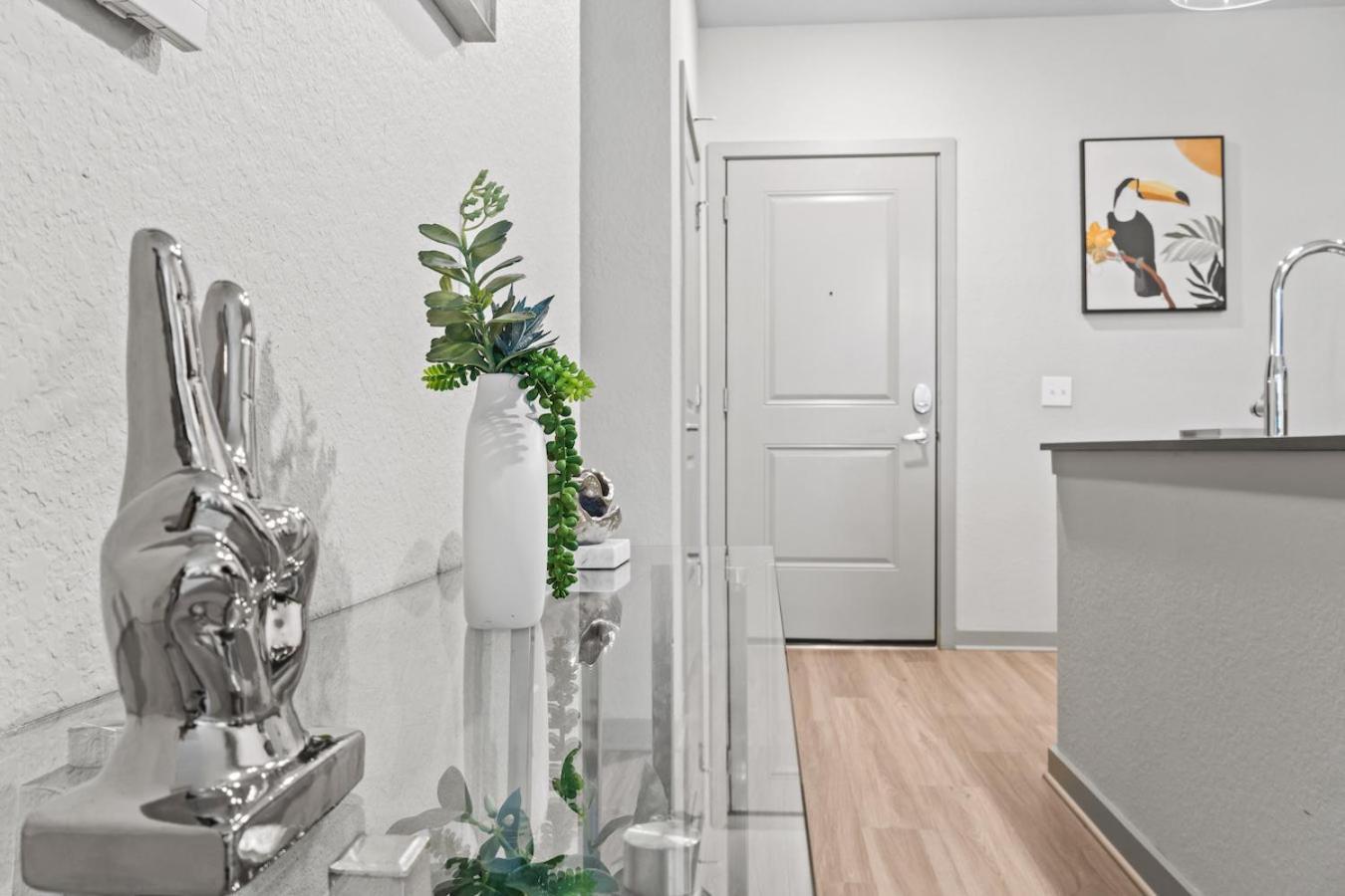 Tropicana Field 1 Bed In Downtown St Pete With Free Parking Saint Petersburg Eksteriør billede