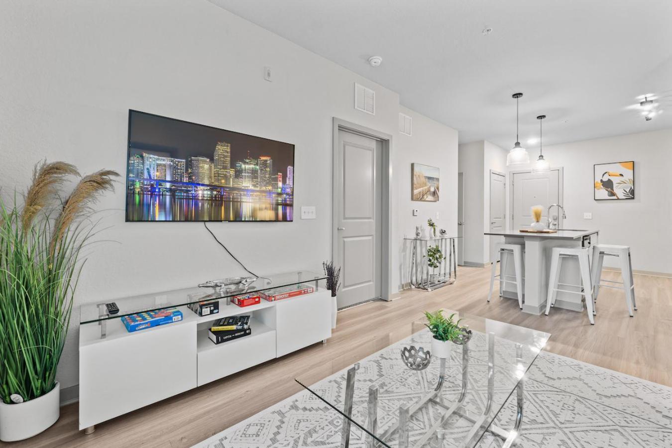 Tropicana Field 1 Bed In Downtown St Pete With Free Parking Saint Petersburg Eksteriør billede