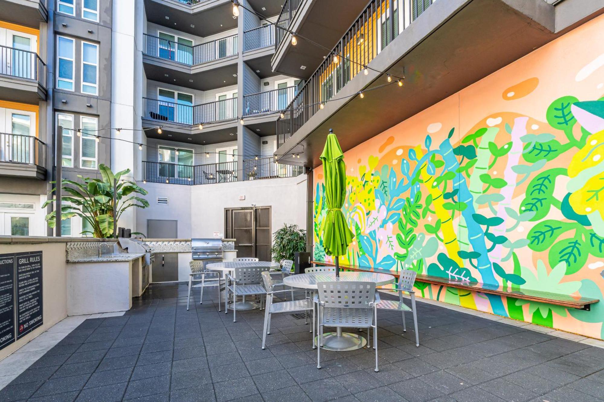 Tropicana Field 1 Bed In Downtown St Pete With Free Parking Saint Petersburg Eksteriør billede