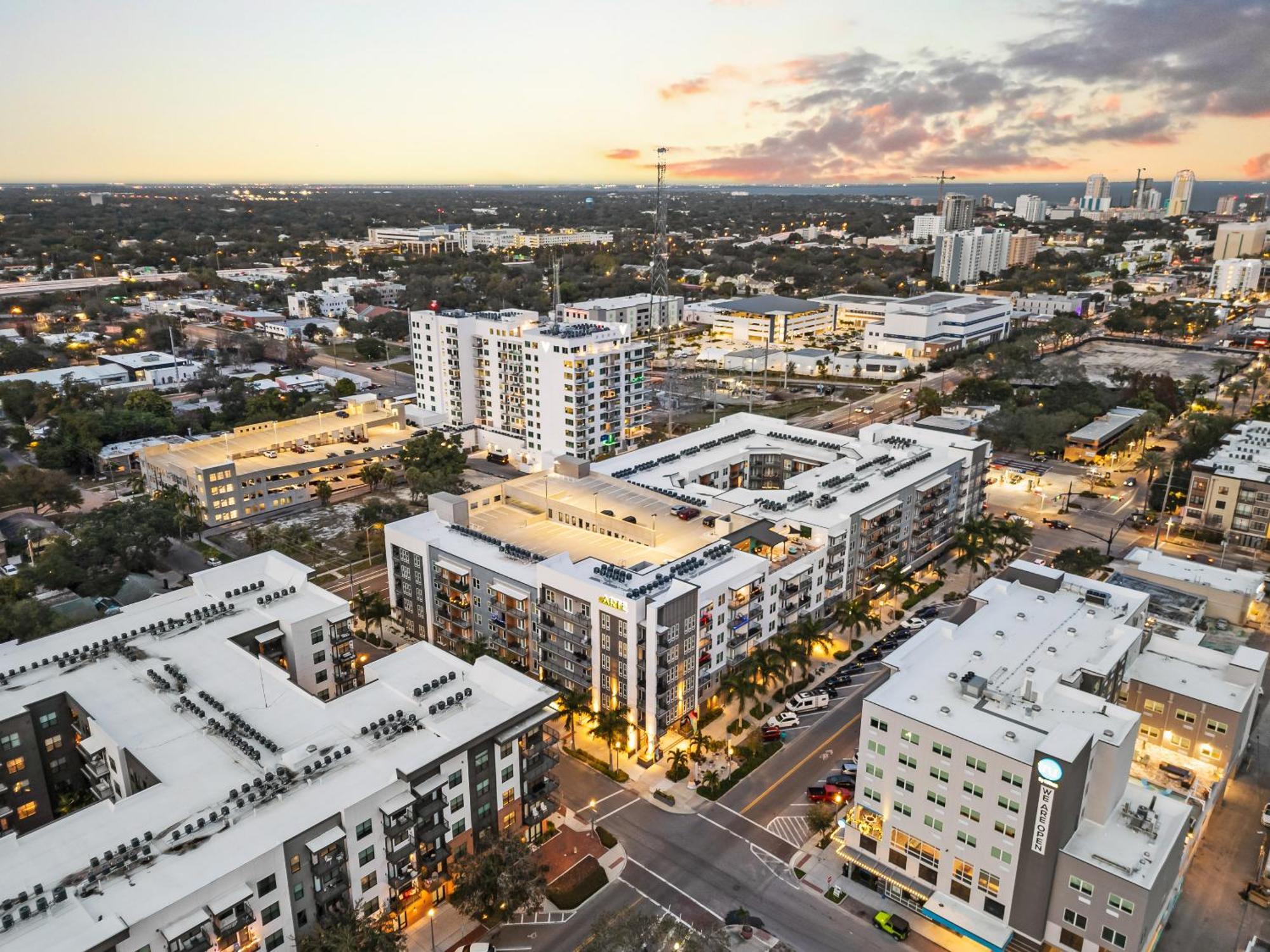 Tropicana Field 1 Bed In Downtown St Pete With Free Parking Saint Petersburg Eksteriør billede